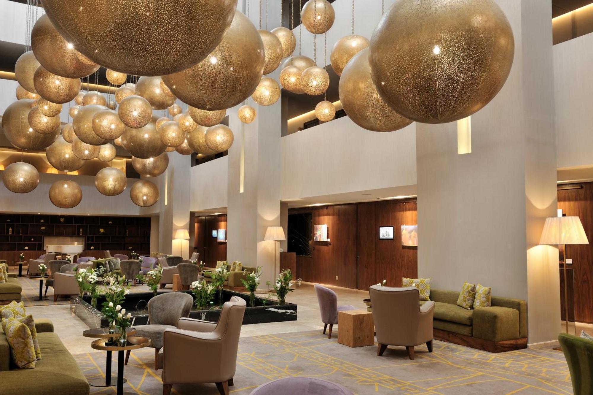 ホテル ソフィテル マラケシュ ラウンジ アンド スパ エクステリア 写真 The lobby of the hotel